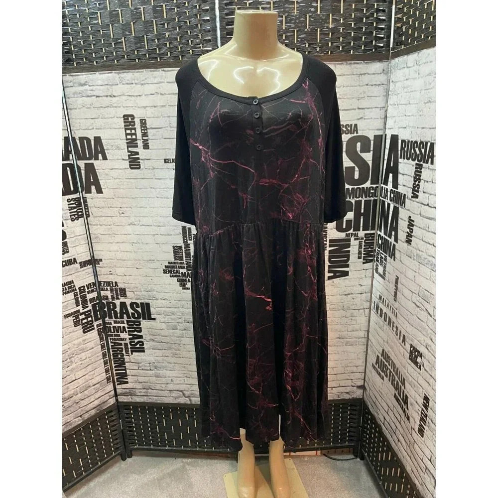 Torrid Plus 4 Black Marble Print Pockets Raglan Sleeve Midi Skater Dress